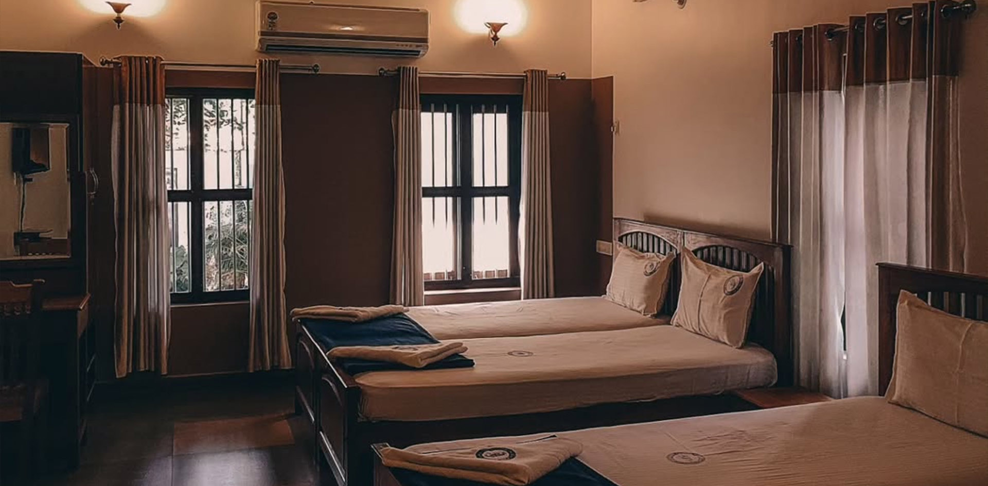 Pearl Beach Bungalow